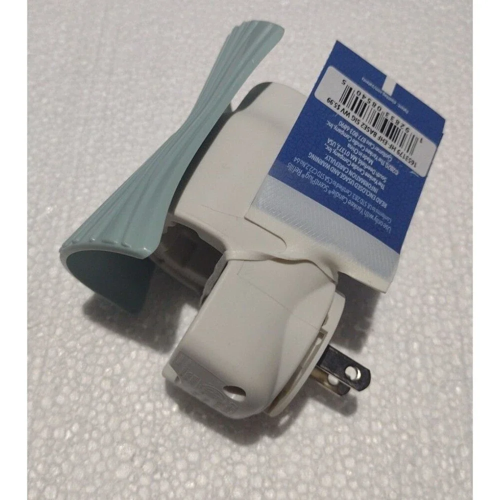 Yankee Candle Signature Wave Scent Plug Diffuser Base
